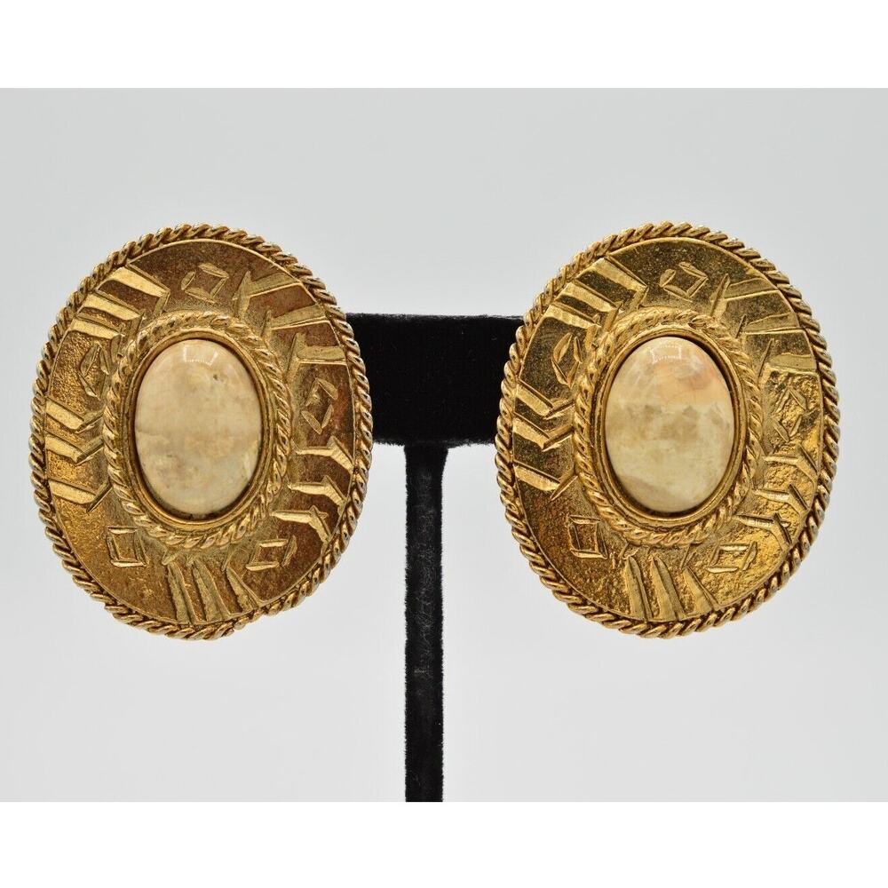 Dauplaise Vintage Clip On Earrings Antiqued Gold Cabochon Chunky Signed 1980s 9C